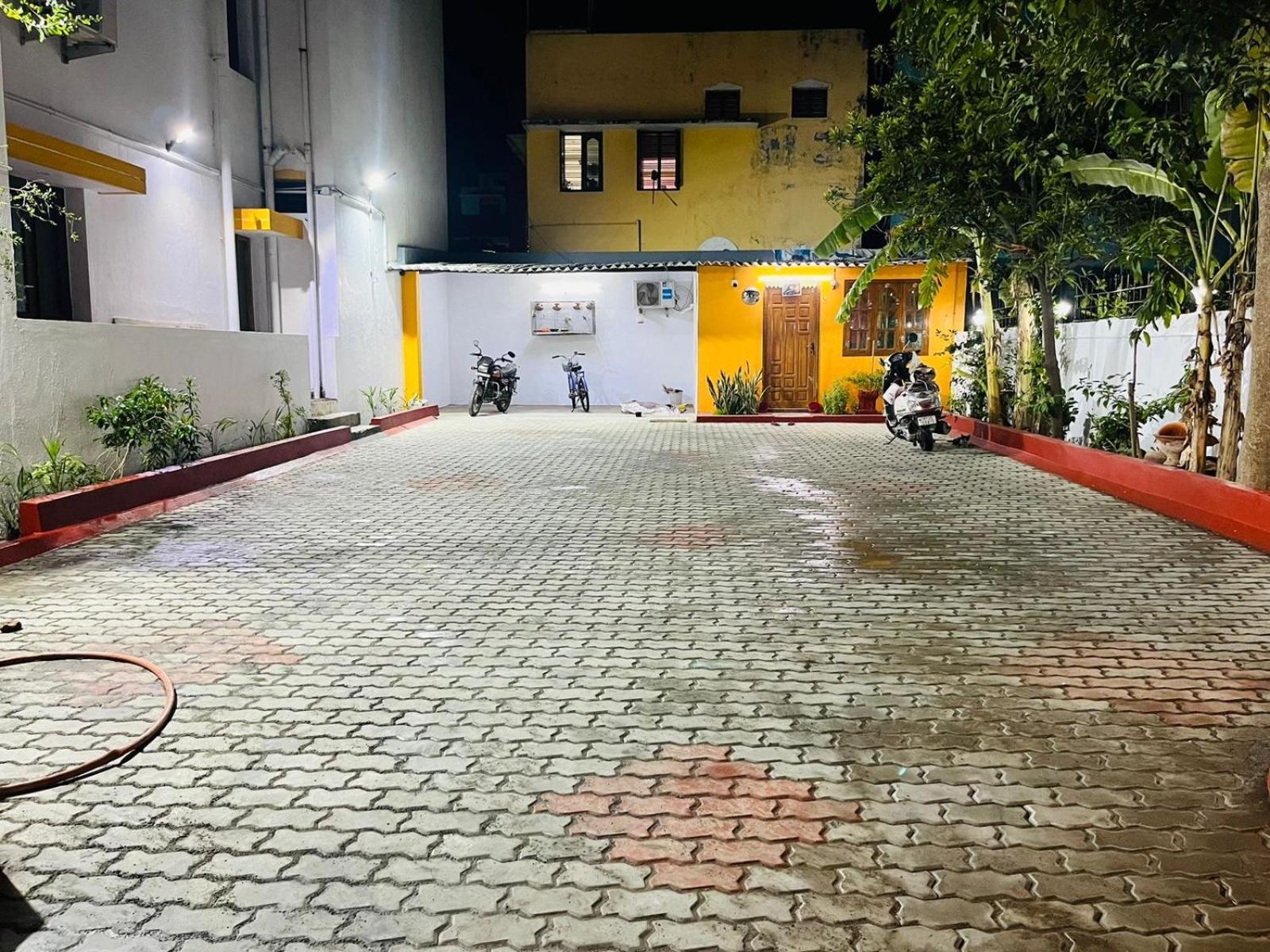 Sri Balaji Villas Pondicherry With Car Parking Exterior foto